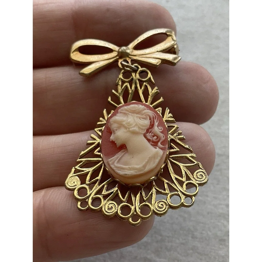 vintage gold-tone cameo brooch open-work triangular drop Pendant Estate Jewelry